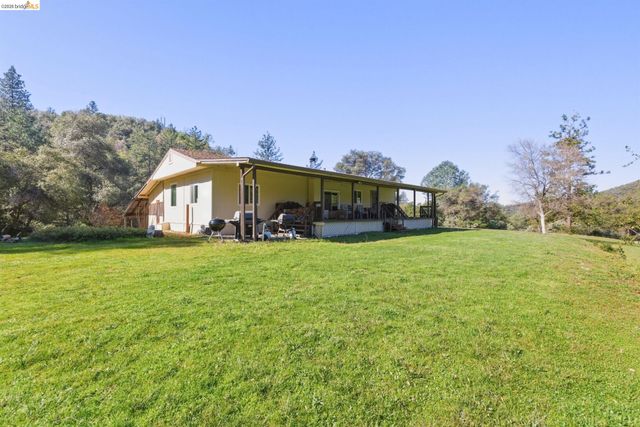 17807 Harper Rd., Big Oak Flat, CA 95305