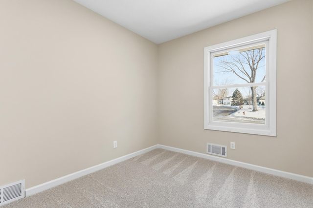 1312 Gary Drive, Saint Paul Park, MN 55071