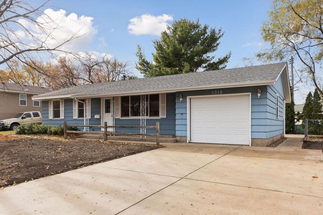 1312 Gary Drive, Saint Paul Park, MN 55071