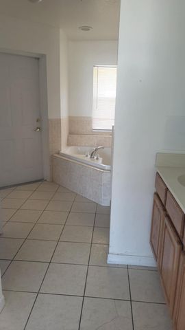 892 SW Duncan Terrace, Port St. Lucie, Port St Lucie, FL 34953