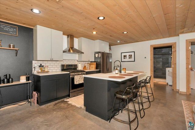 11775 S Hillside St, Solon Springs, WI 54873