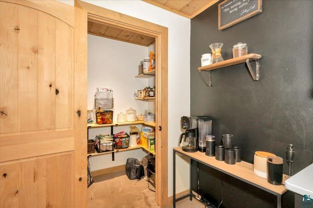 11775 S Hillside St, Solon Springs, WI 54873