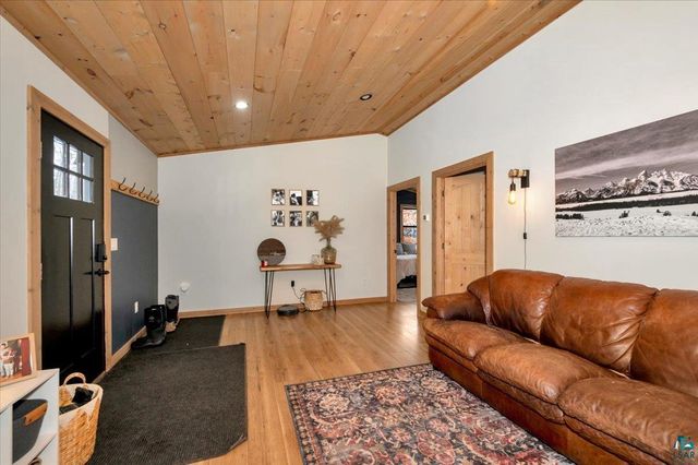 11775 S Hillside St, Solon Springs, WI 54873