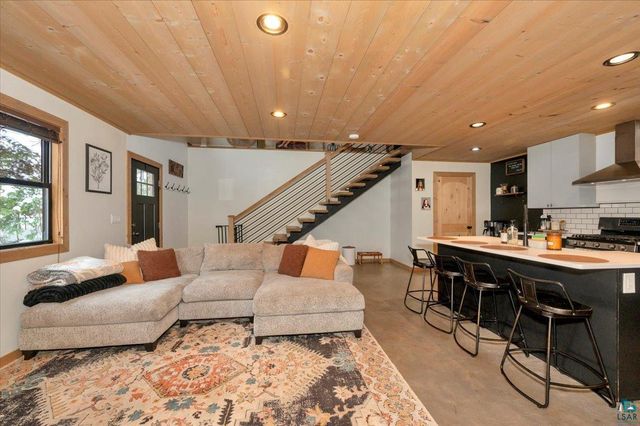 11775 S Hillside St, Solon Springs, WI 54873