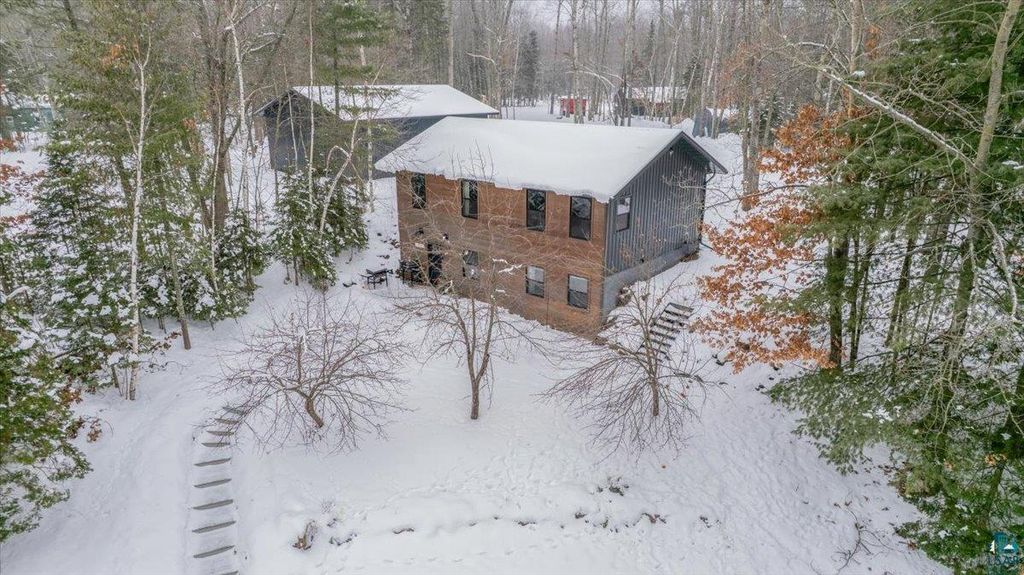 11775 S Hillside St, Solon Springs, WI 54873