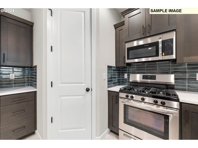 2749 S Heather St 856, Cornelius, OR 97113