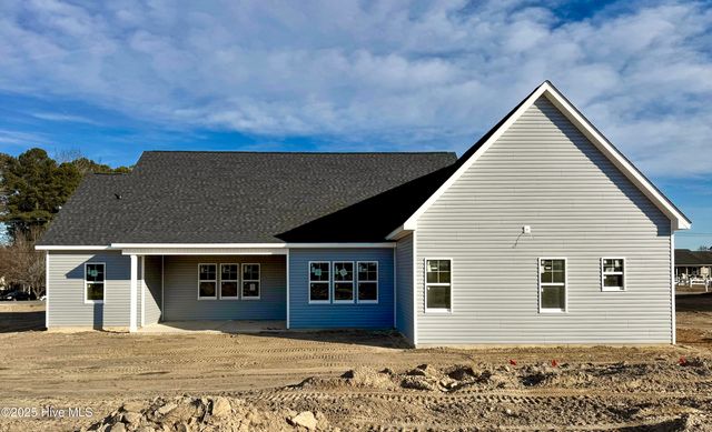 9826 Rockfish Road, Raeford, NC 28376