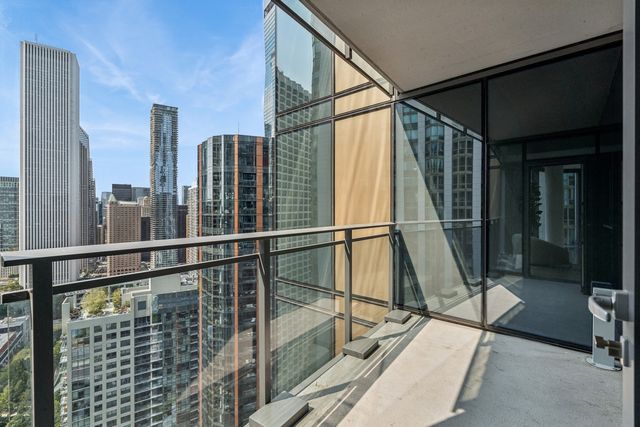 211 N Harbor Drive 3702, Chicago, IL 60601
