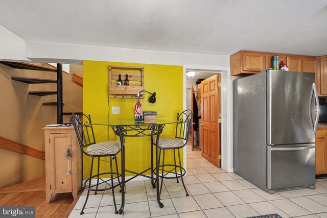 4664 BACK RD, Halifax, PA 17032