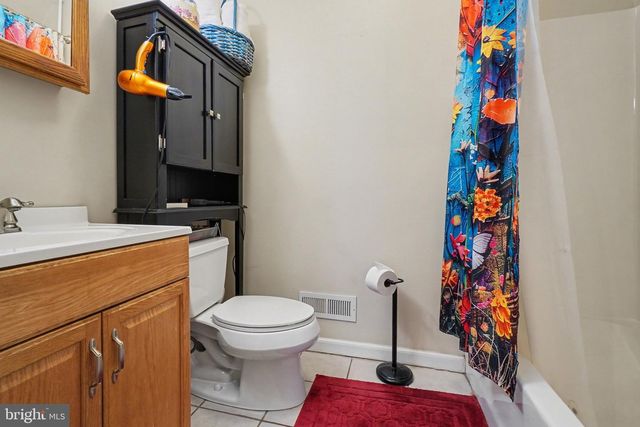 4664 BACK RD, Halifax, PA 17032