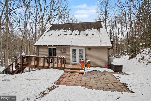 4664 BACK RD, Halifax, PA 17032