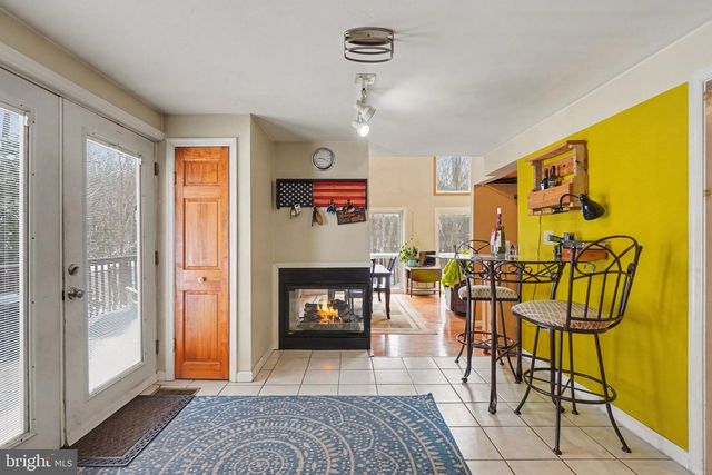 4664 BACK RD, Halifax, PA 17032