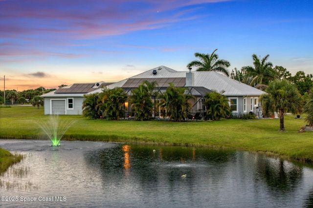 2141 Madden Avenue SW, Palm Bay, FL 32908