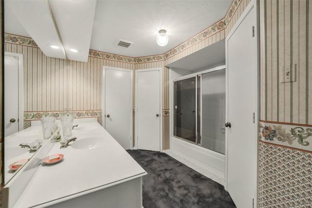 7506 N Hollow Circle, Humble, TX 77396
