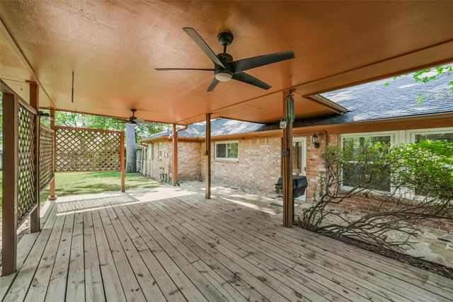 7506 N Hollow Circle, Humble, TX 77396