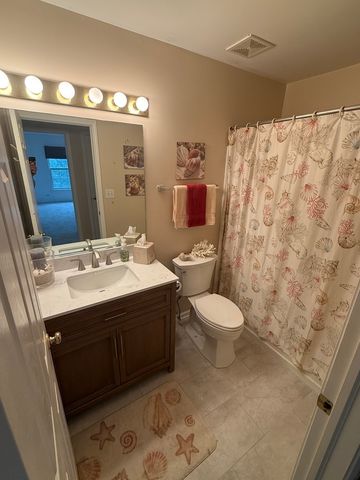 3034 Autumn Lake Drive, Aurora, IL 60504
