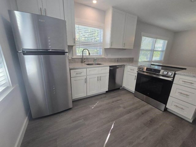 107 29TH STREET, Holmes Beach, FL 34217