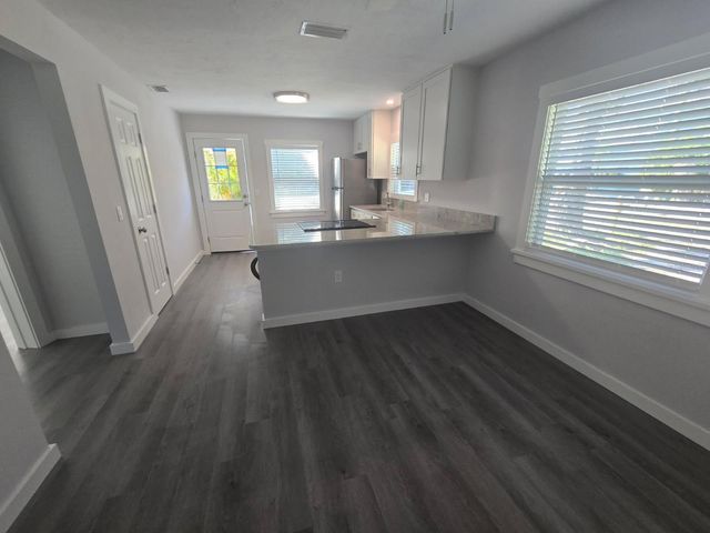 107 29TH STREET, Holmes Beach, FL 34217