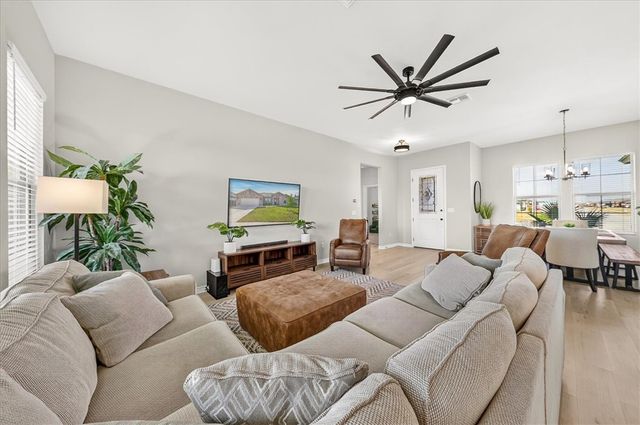 7910 Krypton Dr, Corpus Christi, TX 78414