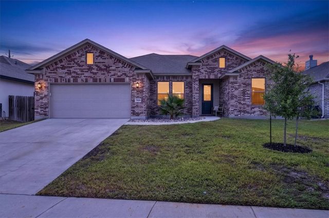 7910 Krypton Dr, Corpus Christi, TX 78414