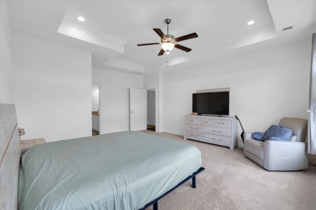 920 Hunterdale Lane, Boiling Springs, SC 29316