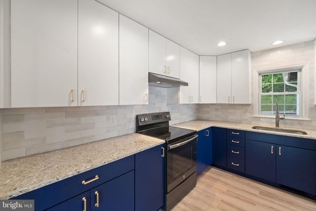 6212 THORNWOOD DR, Alexandria, VA 22310