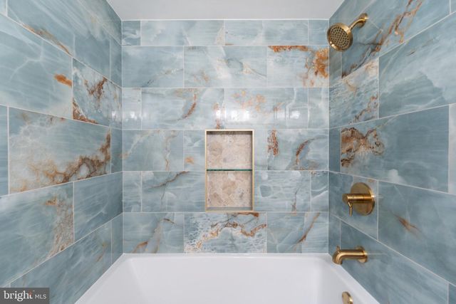 6212 THORNWOOD DR, Alexandria, VA 22310