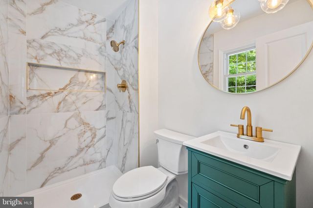 6212 THORNWOOD DR, Alexandria, VA 22310