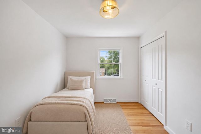 6212 THORNWOOD DR, Alexandria, VA 22310