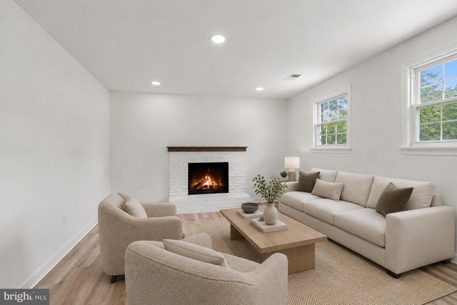 6212 THORNWOOD DR, Alexandria, VA 22310
