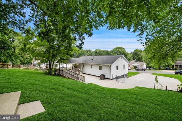 6212 THORNWOOD DR, Alexandria, VA 22310
