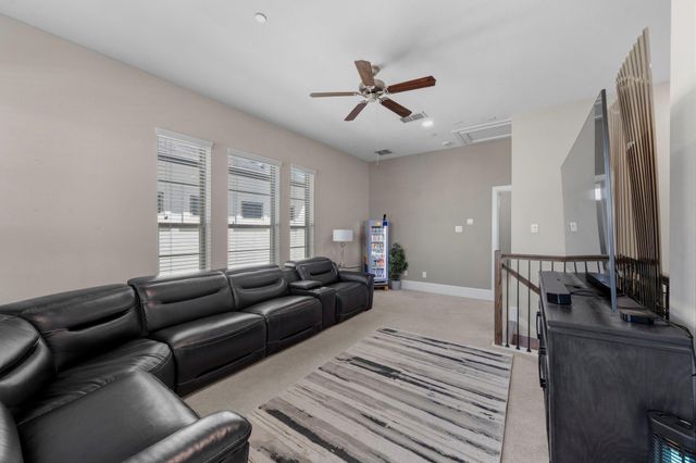 5467 Larkin Street, Houston, TX 77007