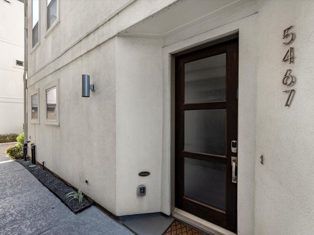 5467 Larkin Street, Houston, TX 77007