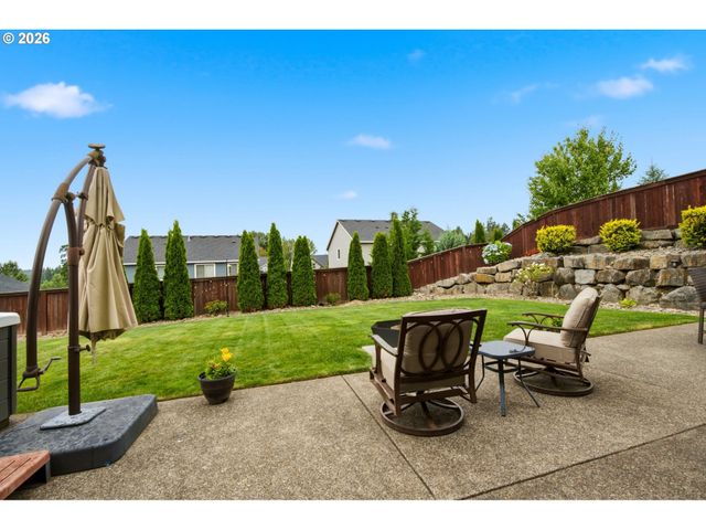 618 E TANOAK Ave, La Center, WA 98629