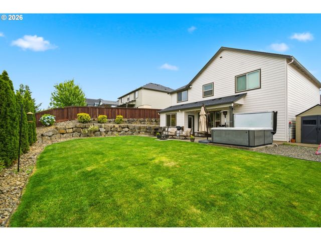 618 E TANOAK Ave, La Center, WA 98629