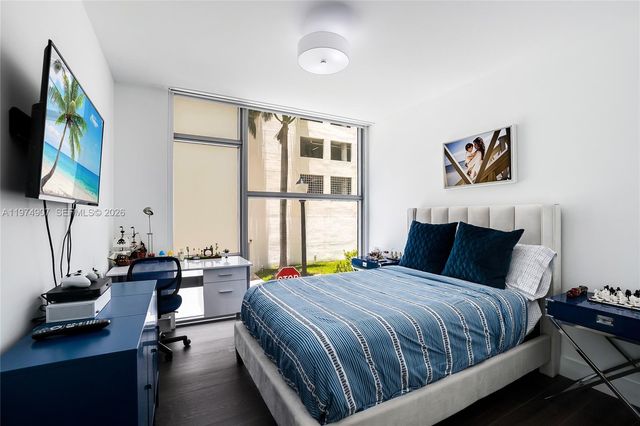 2900 NE 7th Ave TH-103, Miami, FL 33137