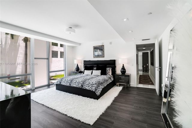 2900 NE 7th Ave TH-103, Miami, FL 33137