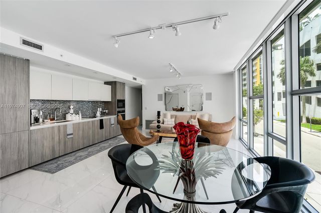 2900 NE 7th Ave TH-103, Miami, FL 33137