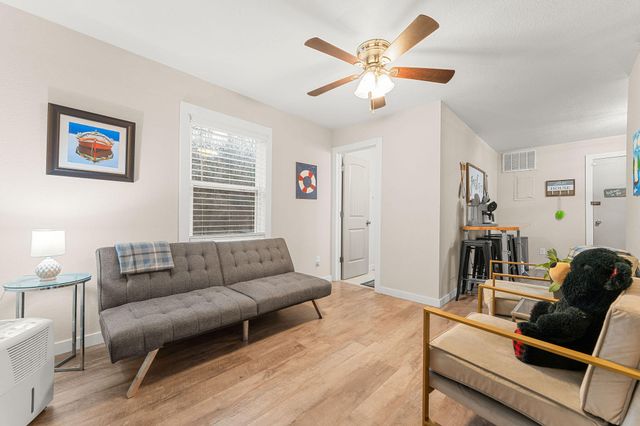 25591 Farm Road 2265, Golden, MO 65658