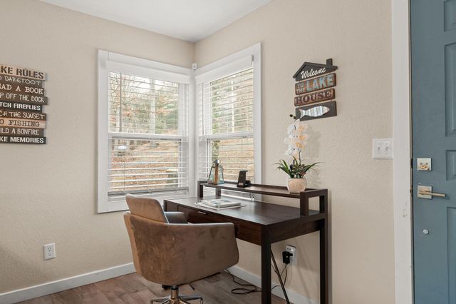 25591 Farm Road 2265, Golden, MO 65658