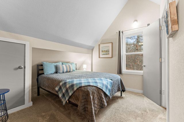 25591 Farm Road 2265, Golden, MO 65658