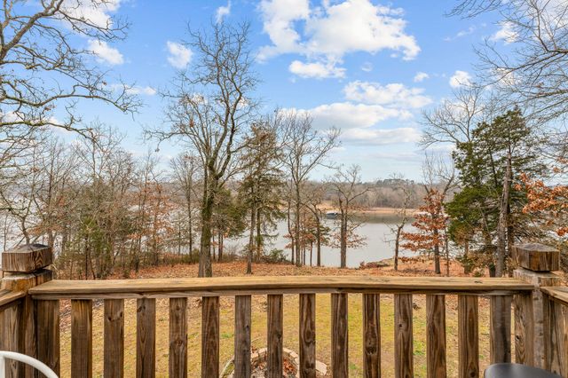 25591 Farm Road 2265, Golden, MO 65658