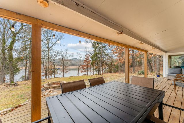 25591 Farm Road 2265, Golden, MO 65658