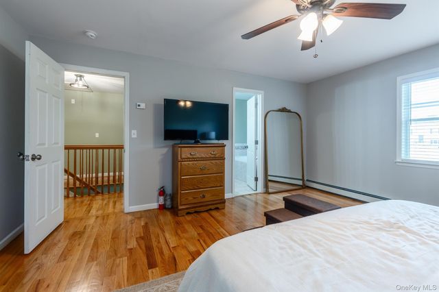 1 Sean Court, Rock Tavern, NY 12575