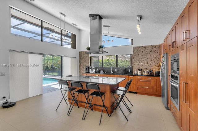1051 Deerpath Court, Weston, FL 33326