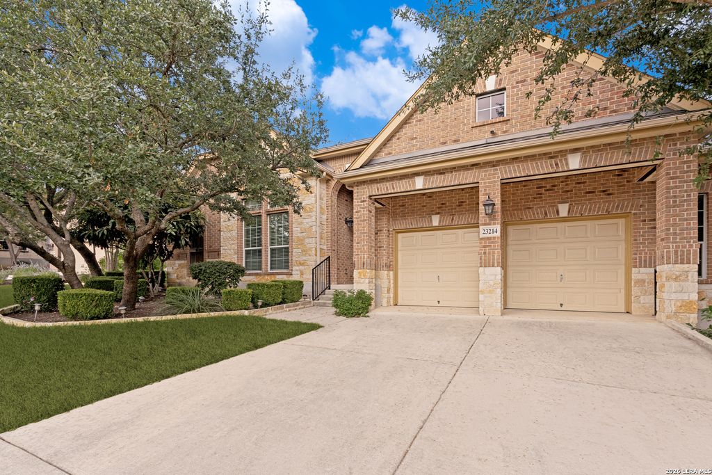 23214 Crest View Way, San Antonio, TX 78261