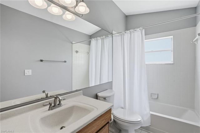 7303 Mill Pond CIR, Naples, FL 34109