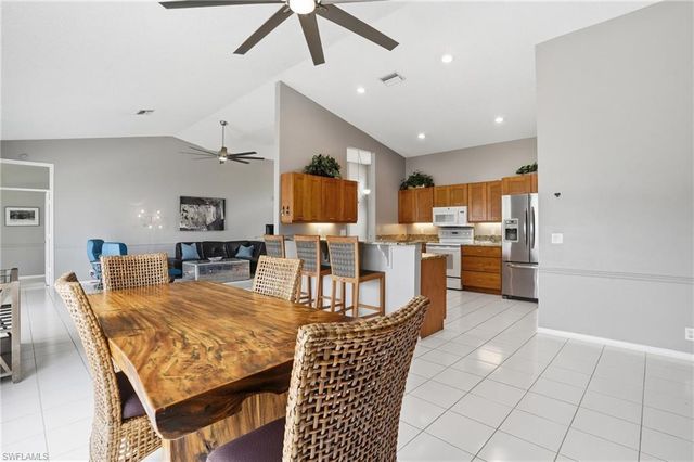 7303 Mill Pond CIR, Naples, FL 34109