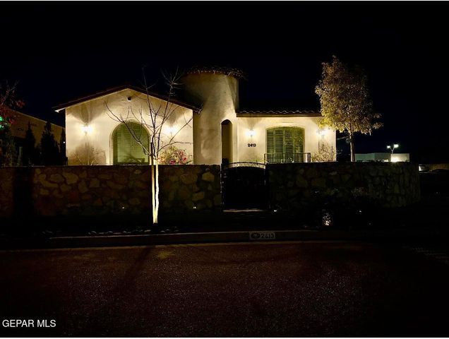2413 TONY HARPER Street, El Paso, TX 79938