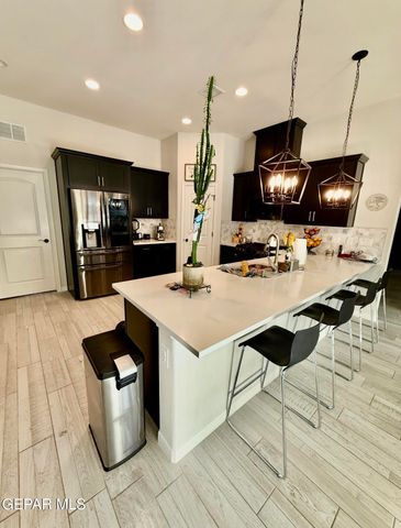 2413 TONY HARPER Street, El Paso, TX 79938